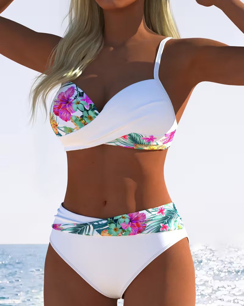 Bikini de mujer con estampado floral tropical y tirantes finos