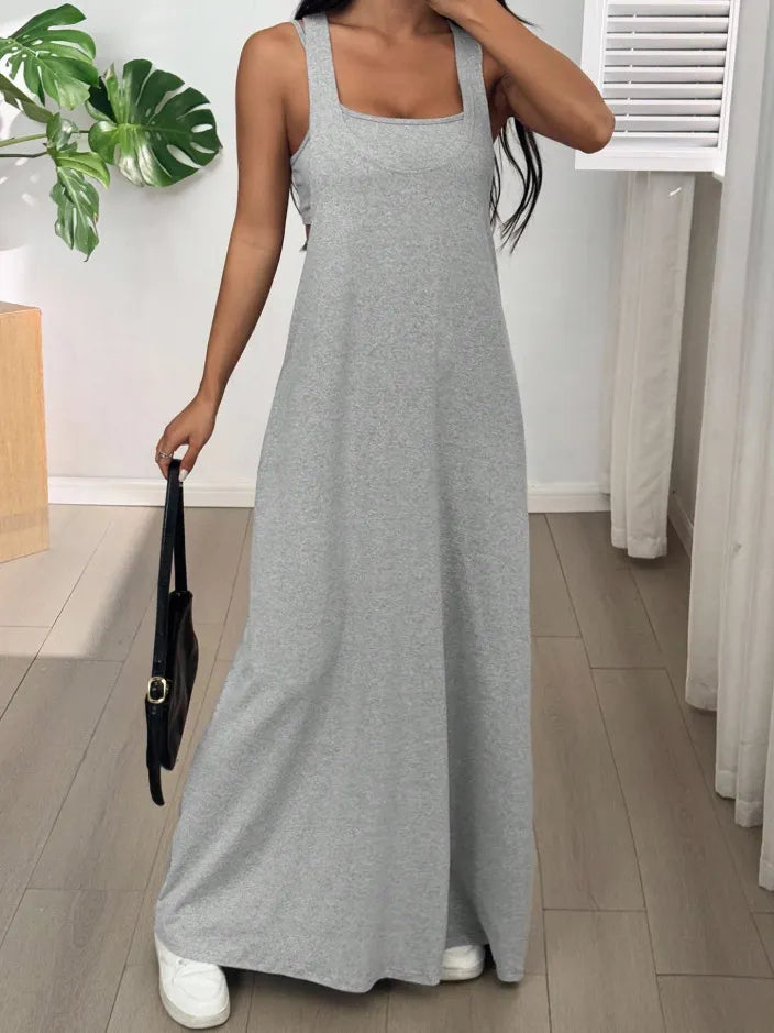 Vestido largo para mujer con tirantes anchos y silueta fluida