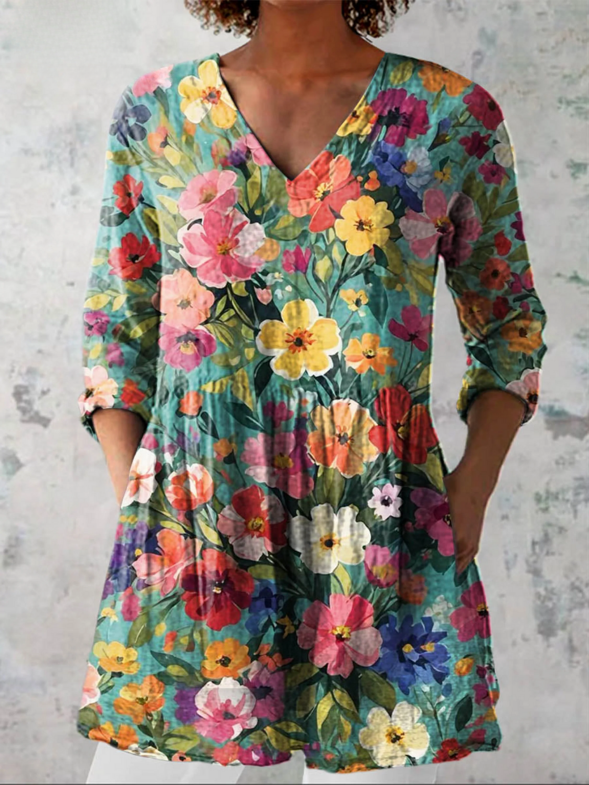 Nora - Blusa larga con cuello en V