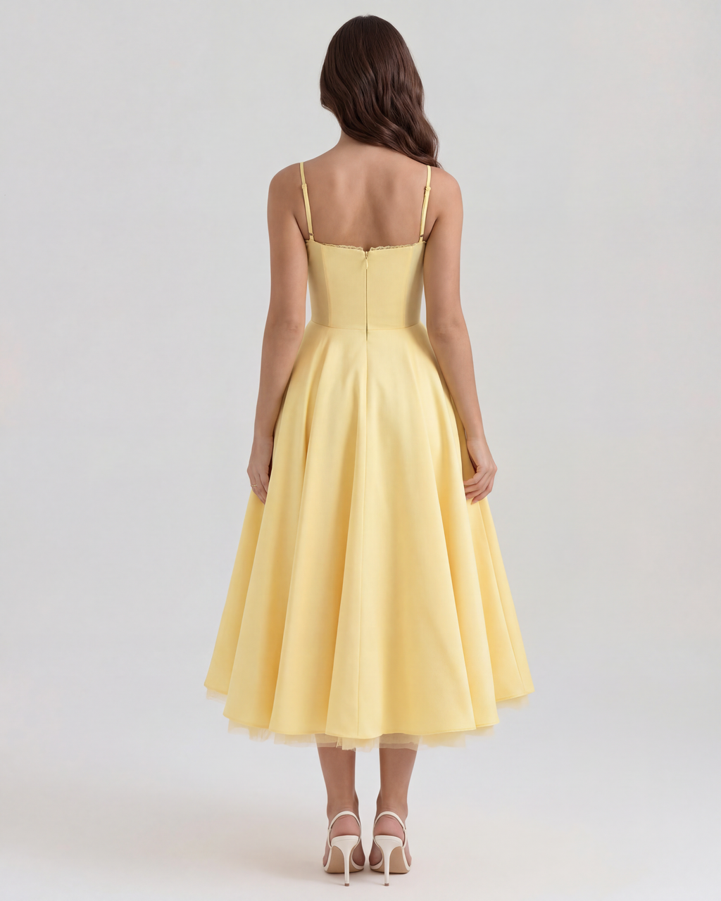 Selene - Vestido midi con capas de tul y bolsillos ocultos
