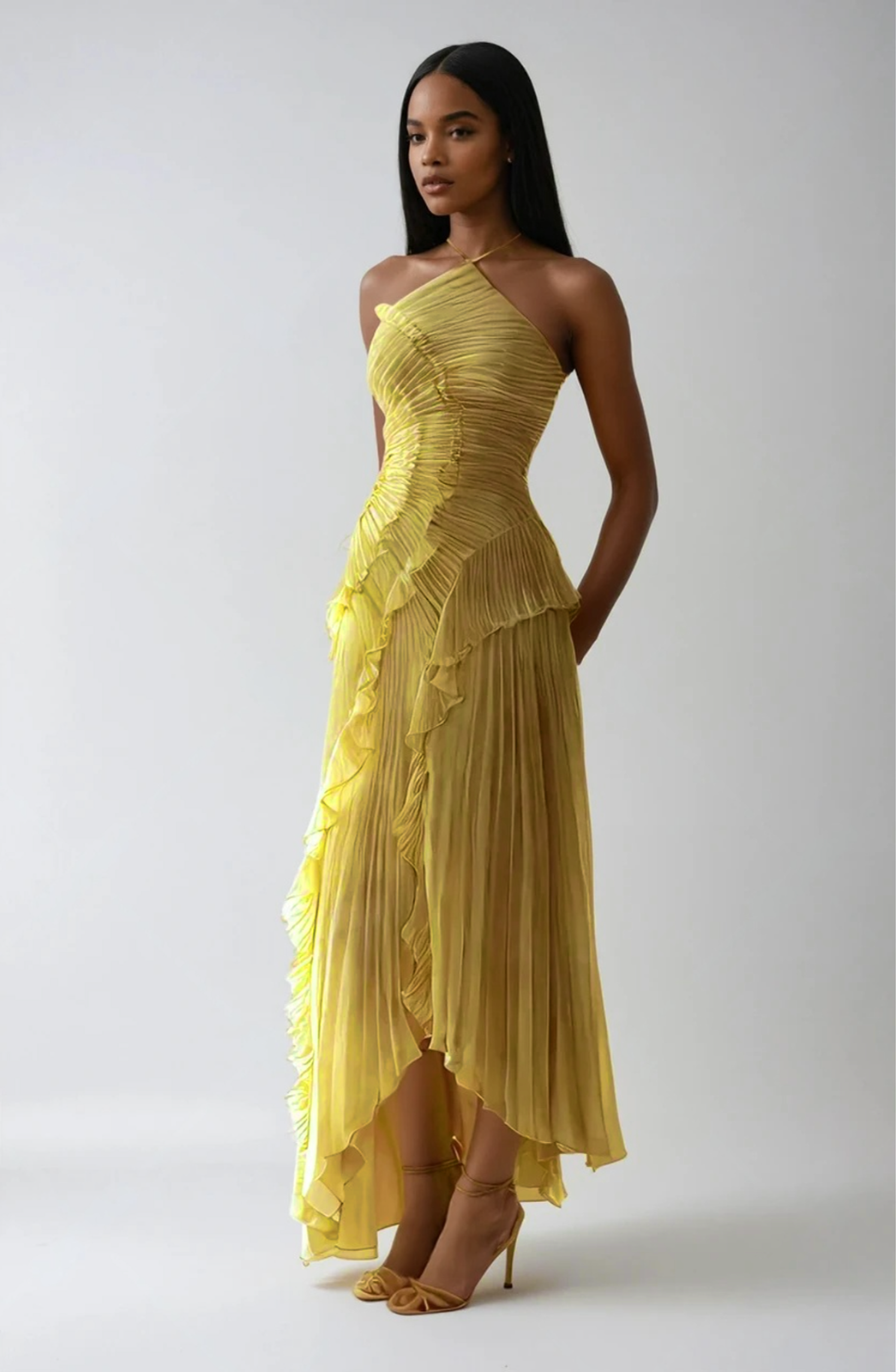 Vestido largo mujer con volantes y escote halter