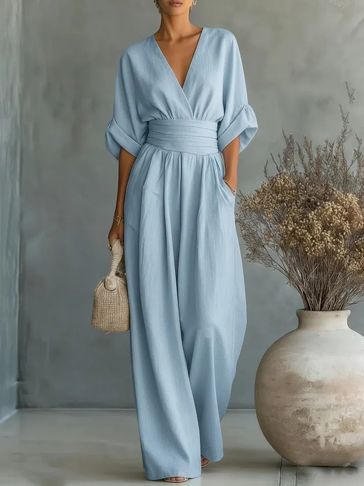 Mono Elegante con Escote en V