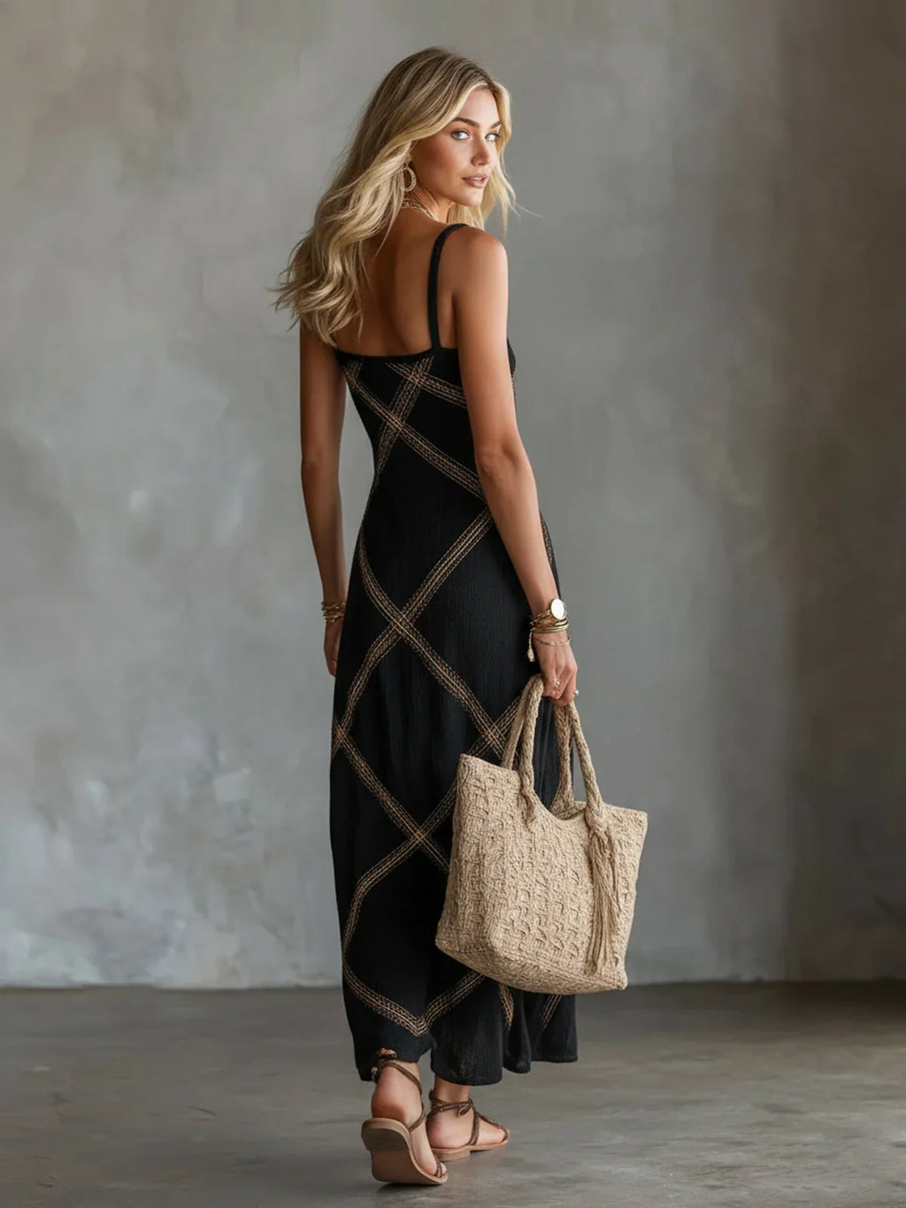 Vestido largo mujer de tirantes con estampado geométrico