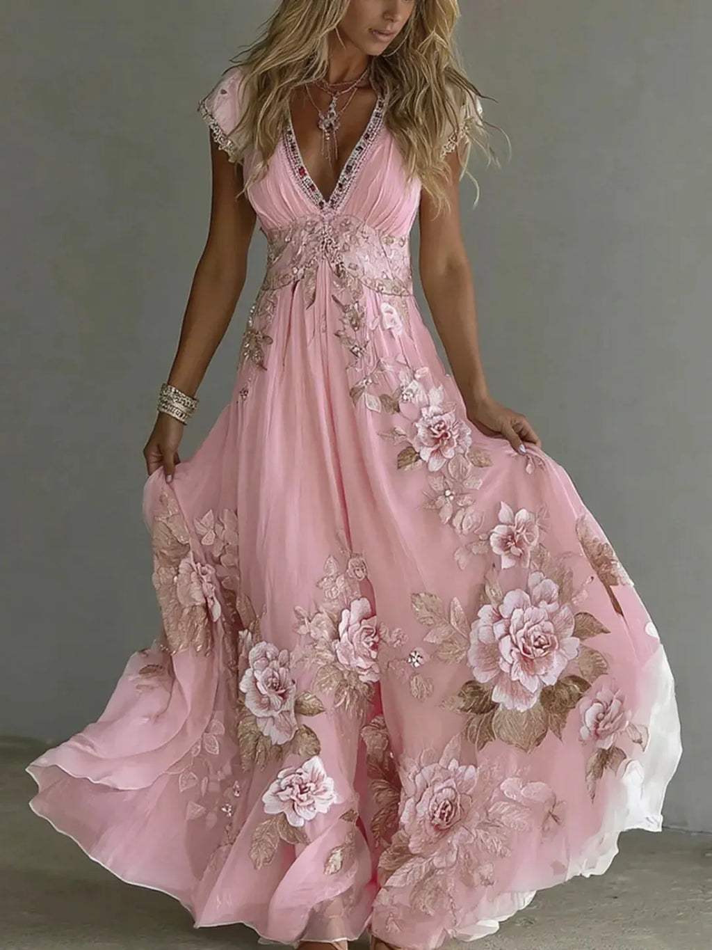 Vestido largo de mujer en chiffon con encaje bordado