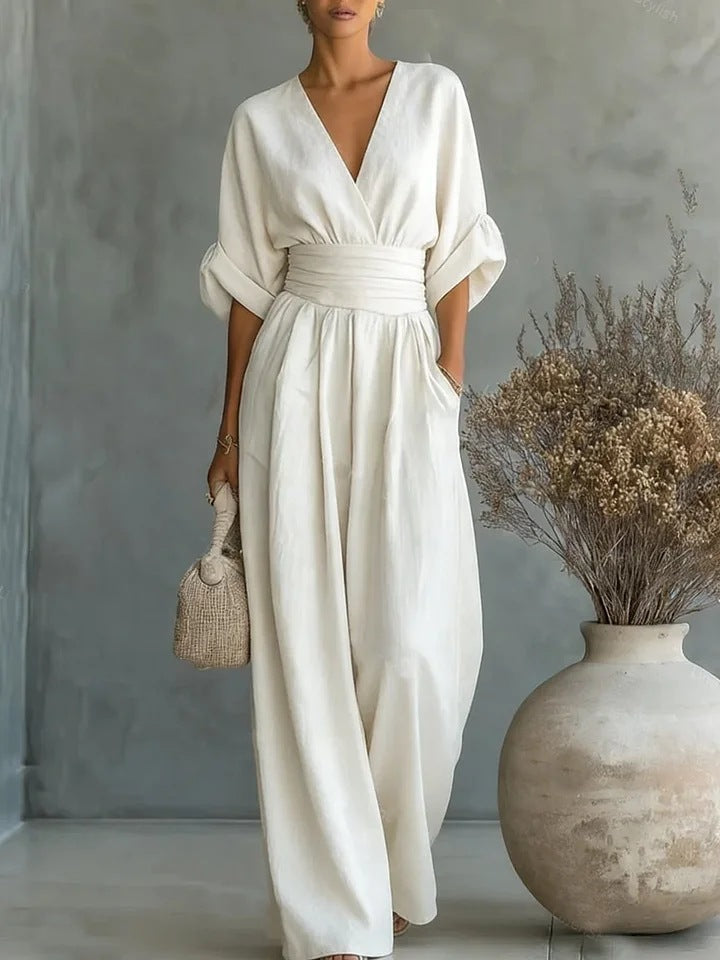 Mono Elegante con Escote en V