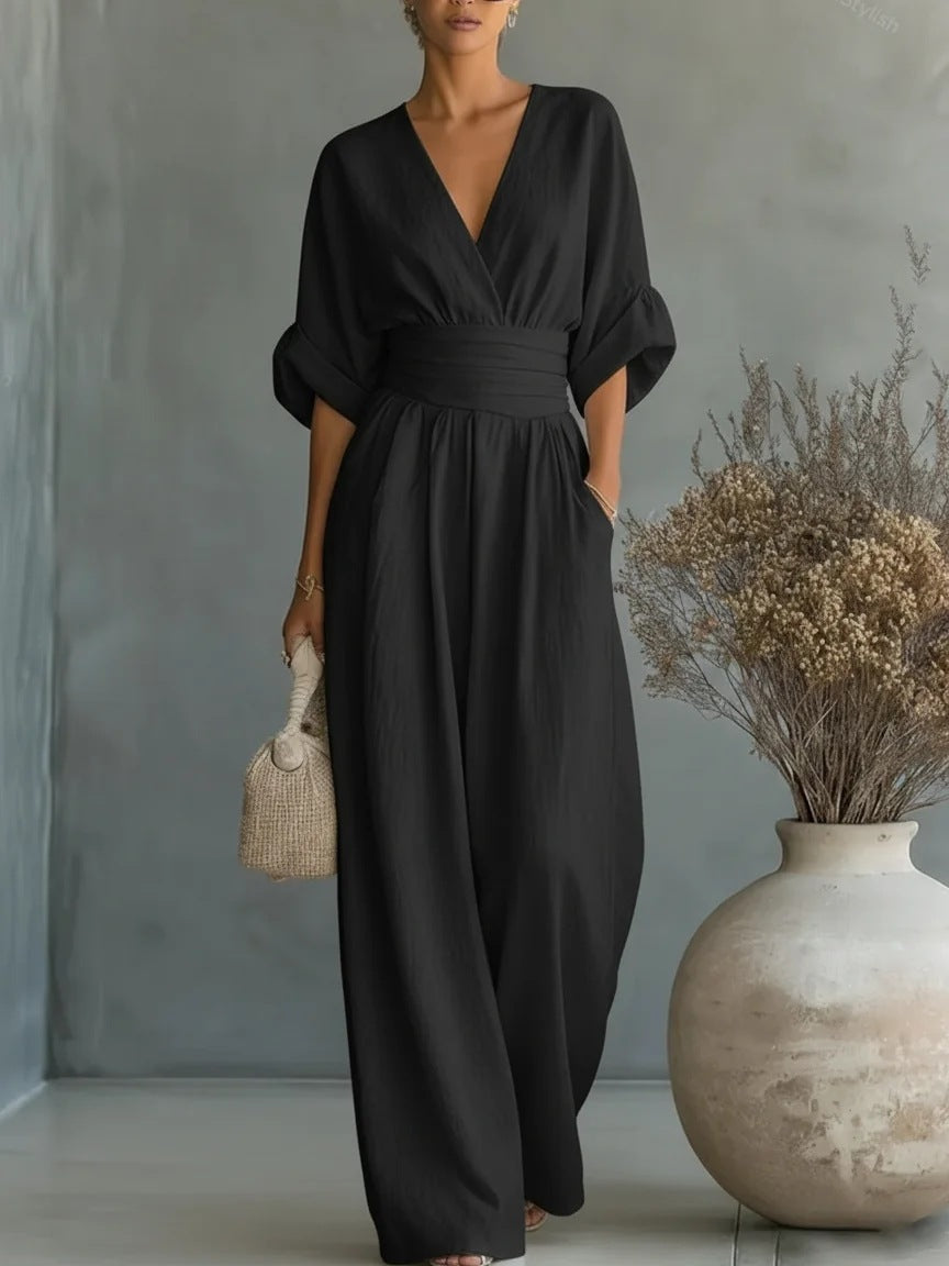 Mono Elegante con Escote en V