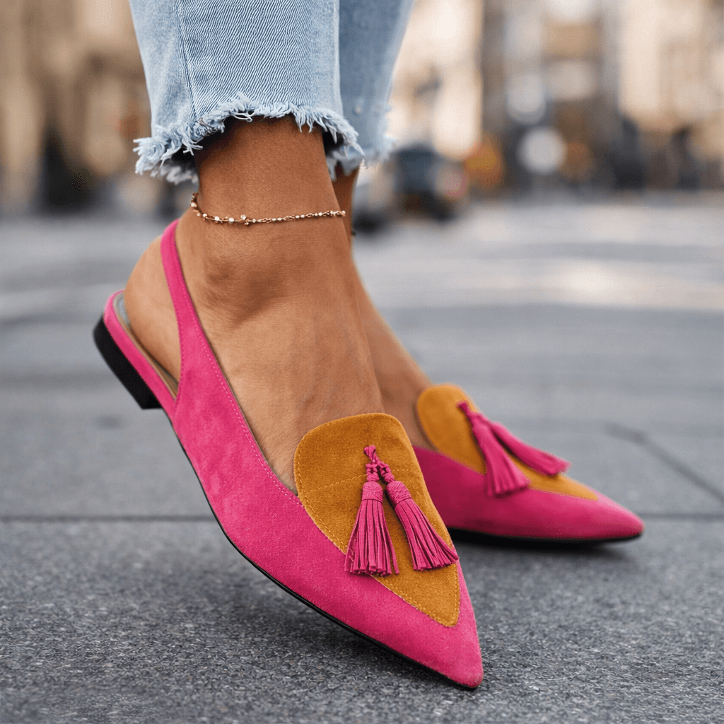 Mules bicolores mujer elegantes con pompones modernos