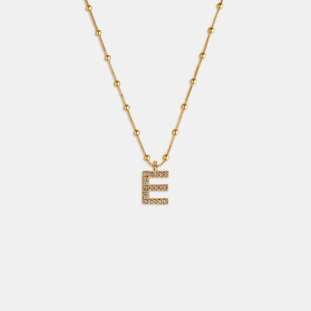(WH) Collar Shine Letter