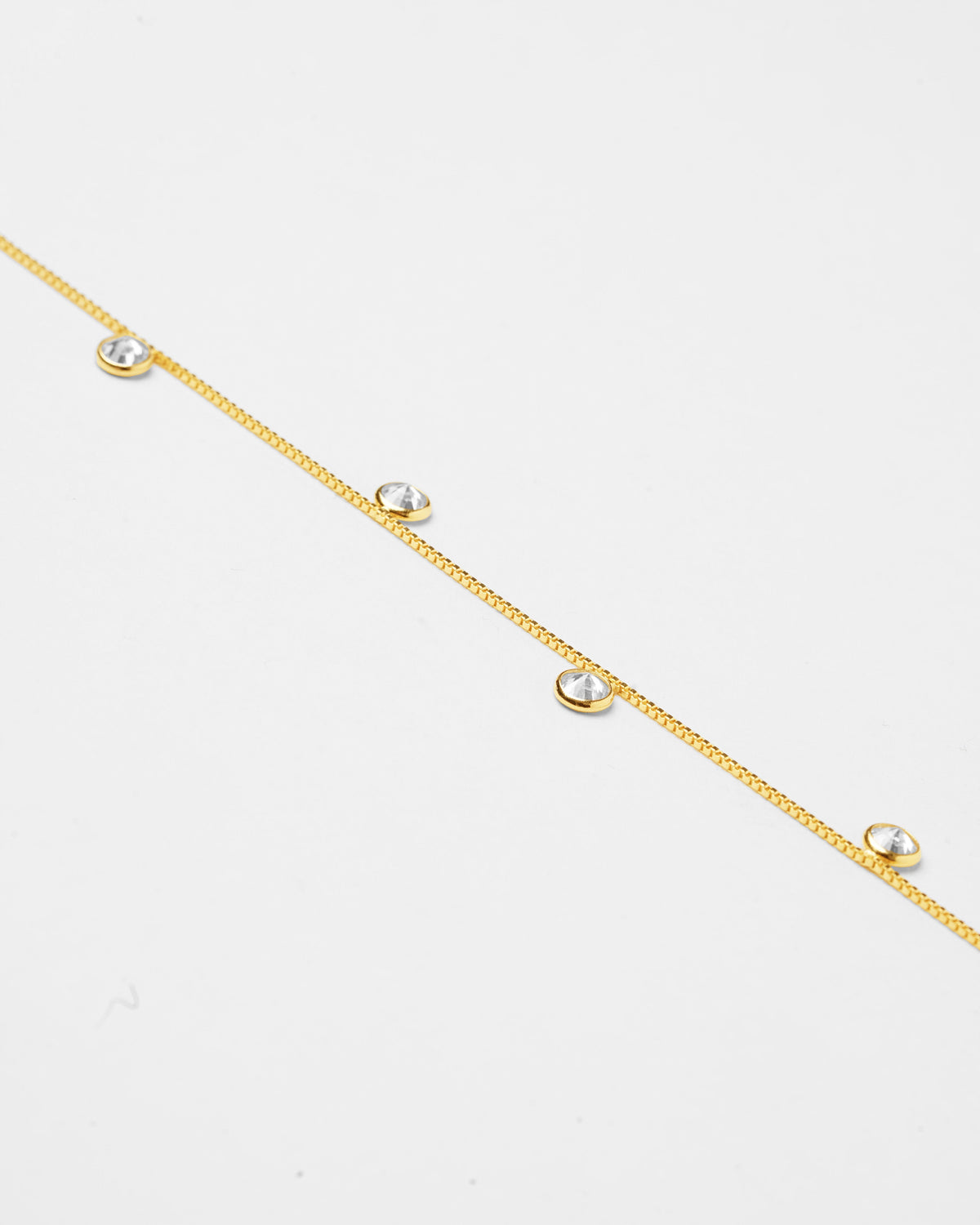 (WH) Collar Vera
