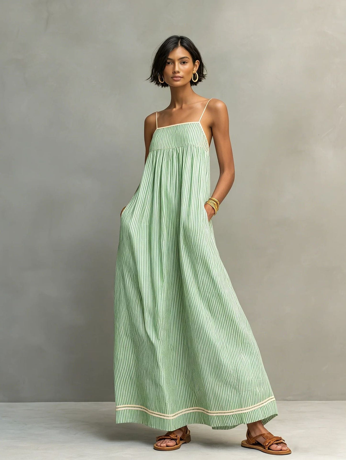 Vestido largo para mujer con rayas finas y tirantes delicados