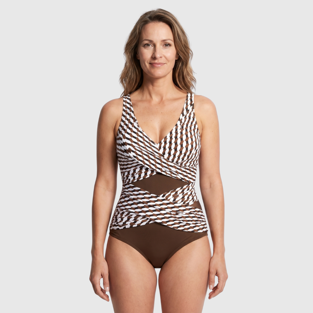 Traje de baño mujer elegante con efecto moldeador