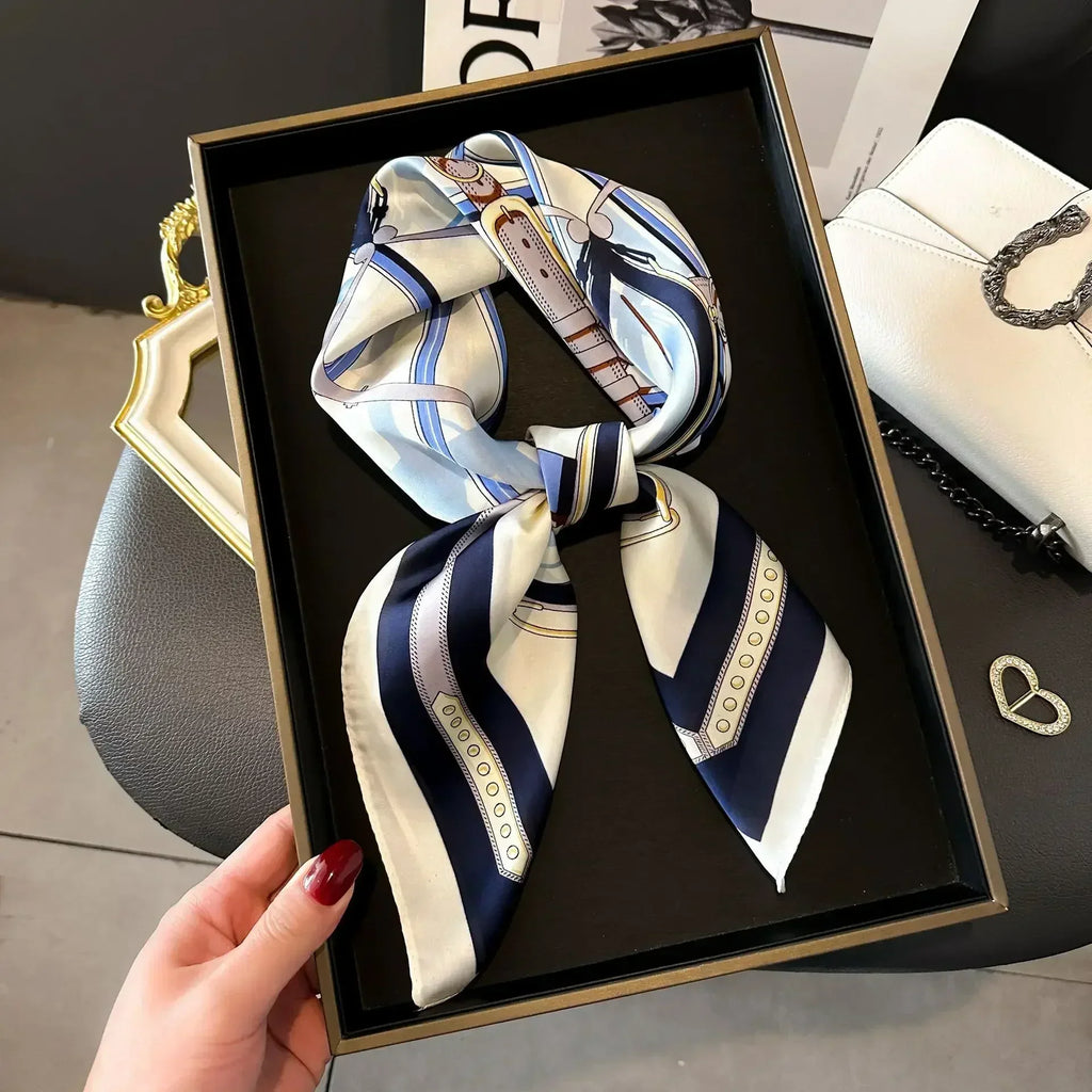 Pañuelo cuadrado mujer satinado con estampado elegante multifunción