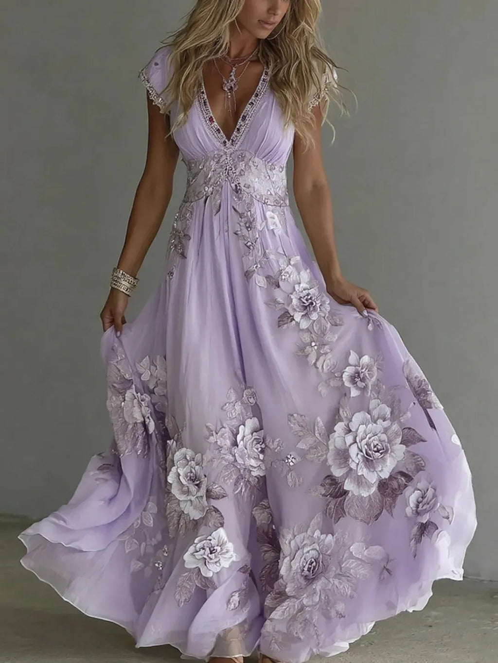 Vestido largo de mujer en chiffon con encaje bordado