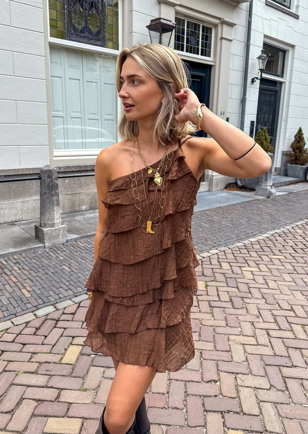 Vestido mini de poliéster con volantes para verano casual chic