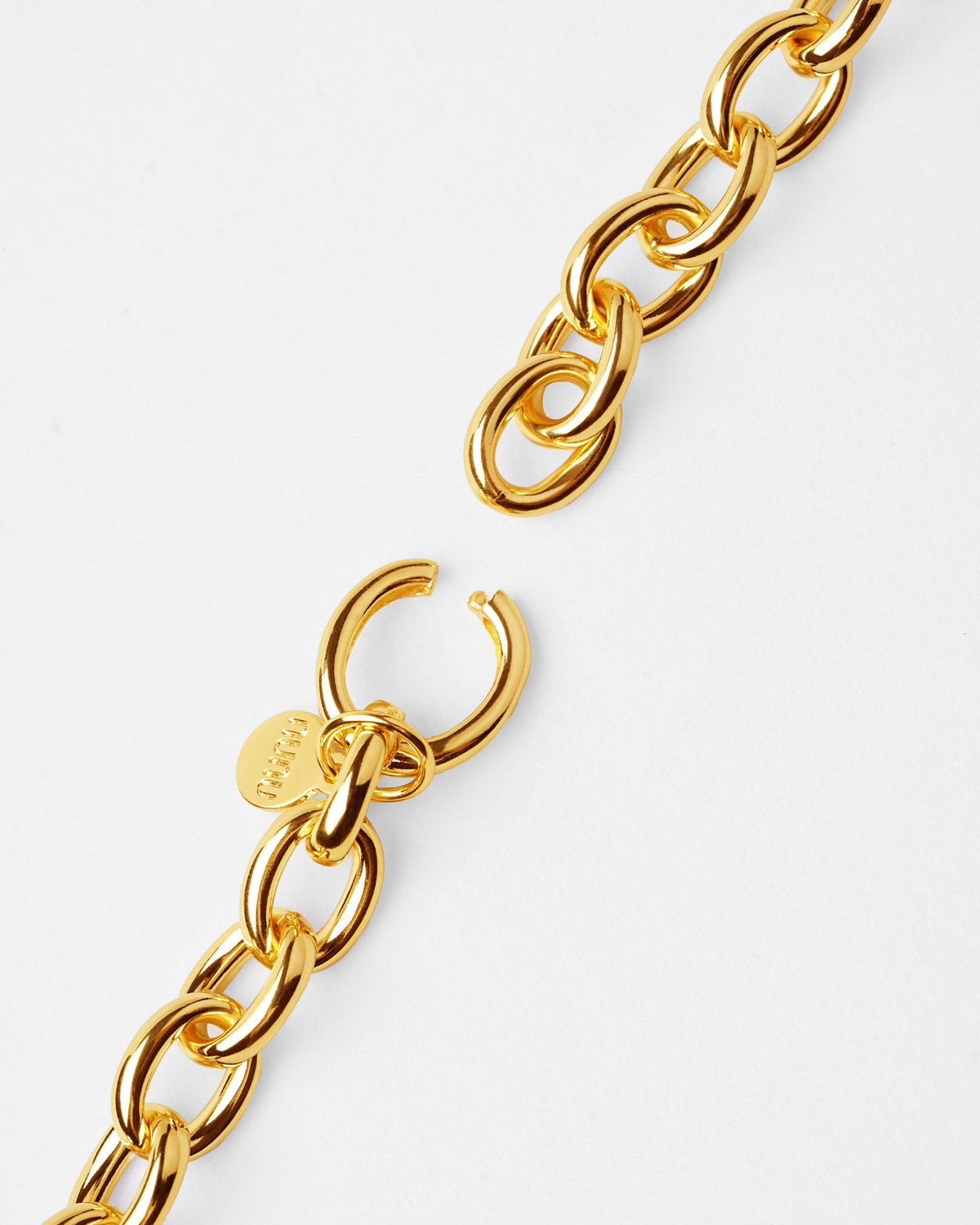 (WH) Lock Oval