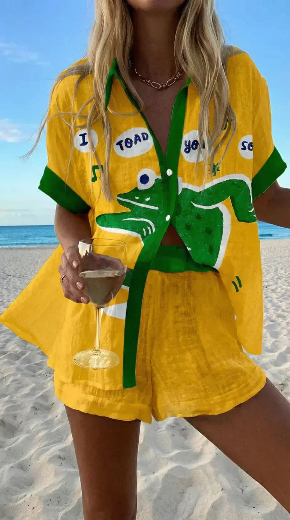 Conjunto mujer bohemio de verano con camisa estampada y shorts