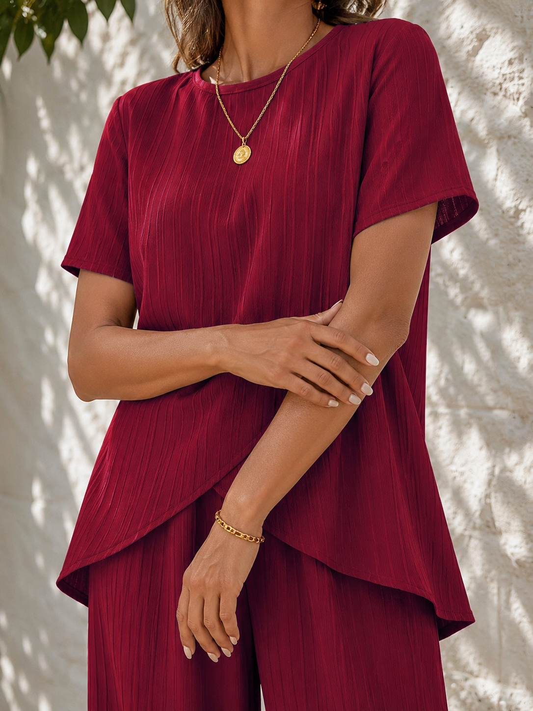 Conjunto mujer elegante y fluido de dos piezas