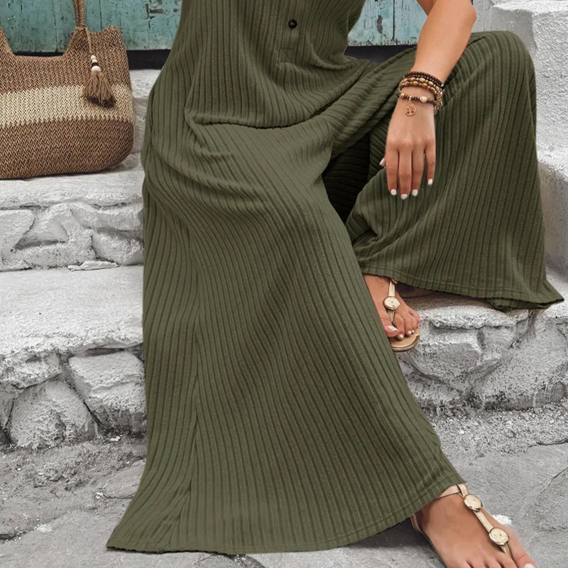 Mono mujer sin mangas con piernas anchas y botones decorativos