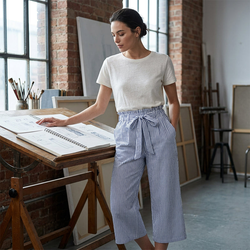 Pantalón de mujer de talle alto con rayas y pernera ancha